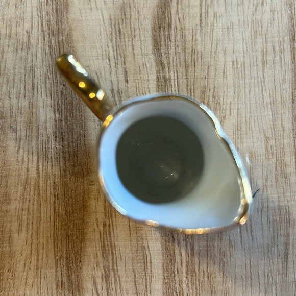 Vintage Miniature Creamer Milk Jug Beatrix Potter Peter Rabbit 2002? Porcelain - Picture 4 of 11